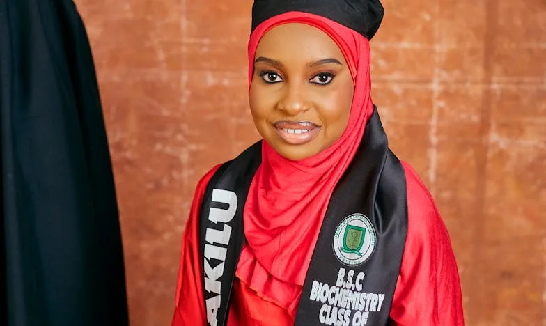 No es mi hijo: La historia de Carmen y Álvaro. ¿Se puede sobrevivir cuando tu familia te da la espalda?