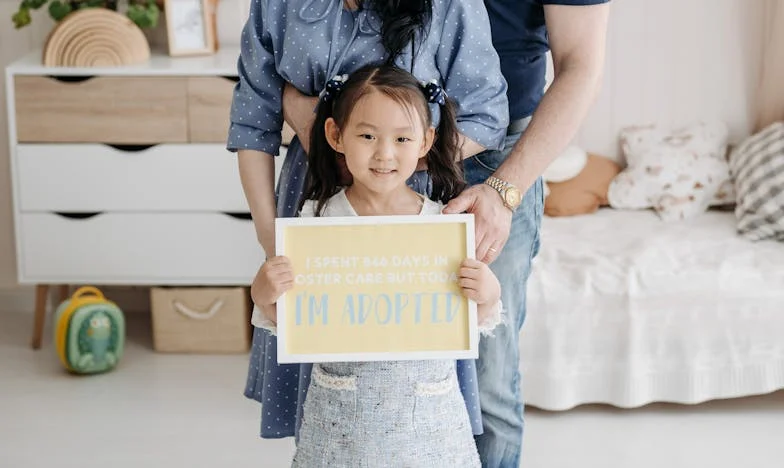 Un golpe en la puerta que lo cambió todo: Mi suegra, la traición y el duelo que no supe perdonar