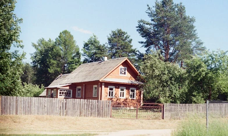 Cuando mi medio hermano apareció medio año después del funeral y me lo arrebató todo