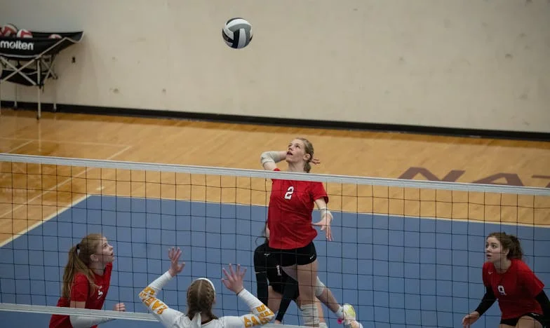 “Después de la muerte de mi suegra, todo cambió. ¿Debería haber escuchado a mi madre?” – Mi lucha por el respeto en la casa de mi marido