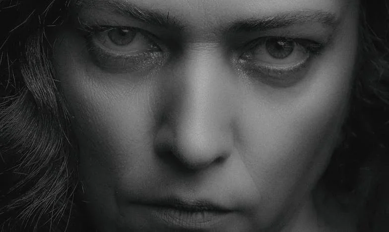 Mi suegra exige que su hijo viva con nosotros: el día en que mi hogar dejó de ser mío