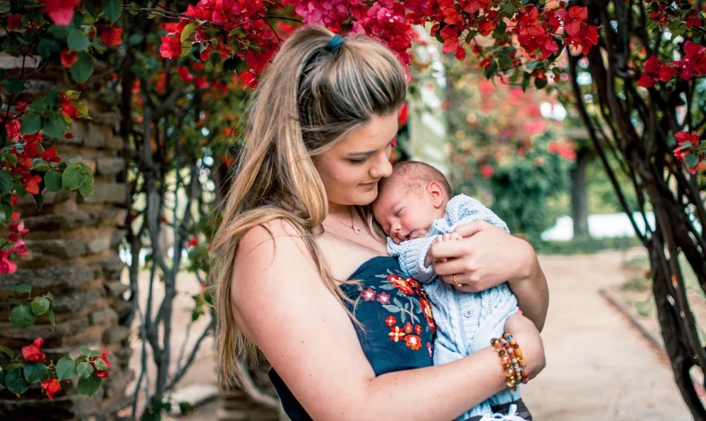 Cuando el nido nunca se vacía: El día que mi hija me pidió criar a su hijo