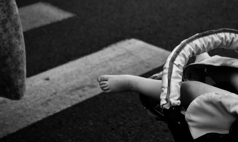 La mujer invisible: Mi vida en la sombra de las miradas ajenas