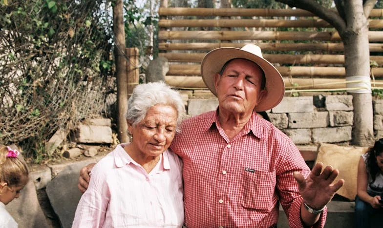 Un huésped inesperado: Cuando mi suegro lo cambió todo