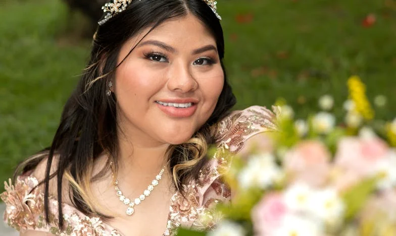 El día que mi enfermedad se convirtió en traición: la boda que mi suegra destrozó