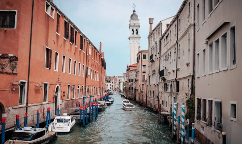 Le jour où ma fille m’a accusée de vol : comment ma famille s’est brisée en une semaine