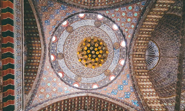 Après des années de solitude, j'ai cru retrouver l'amour... mais j'ai compris que le bonheur commence avec soi-même