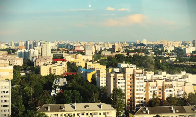 Le jour de mes prénoms, l’ex-femme de mon mari a brisé mon monde en un seul appel…