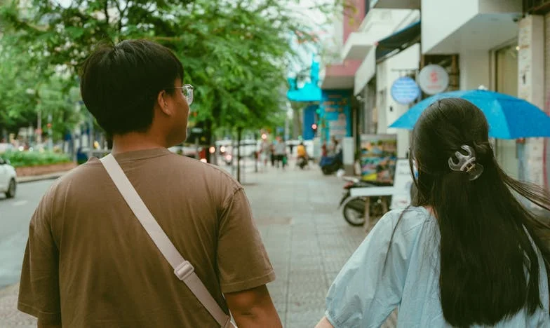 Après la mort de ma belle-mère, j'ai découvert ce qu'elle pensait vraiment de moi : Trente ans à l'ombre de son jugement