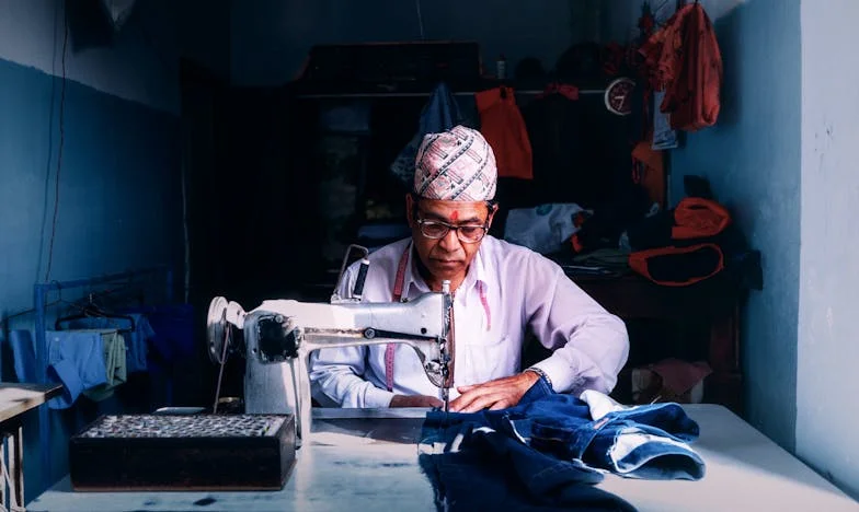 « Je ne veux pas que tu viennes à mon mariage » : Le cri silencieux d’une mère face au rejet de sa fille