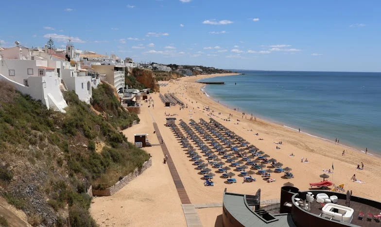 Prisonnière du silence : Mon combat pour exister dans ma propre famille