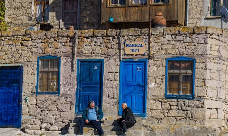 Le prix de la bonté : « J’ai tout donné à ma famille, et pourtant je suis devenue la méchante »