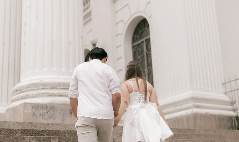 À 58 ans, l’amour frappe à nouveau : quand ma fille doute de mon bonheur