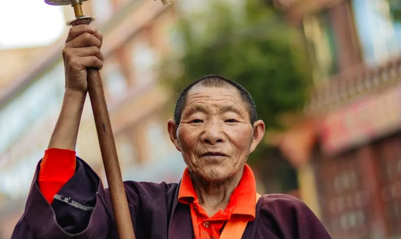 « Il est rentré et m’a dit : je veux divorcer » – Mon histoire entre famille, identité et choix