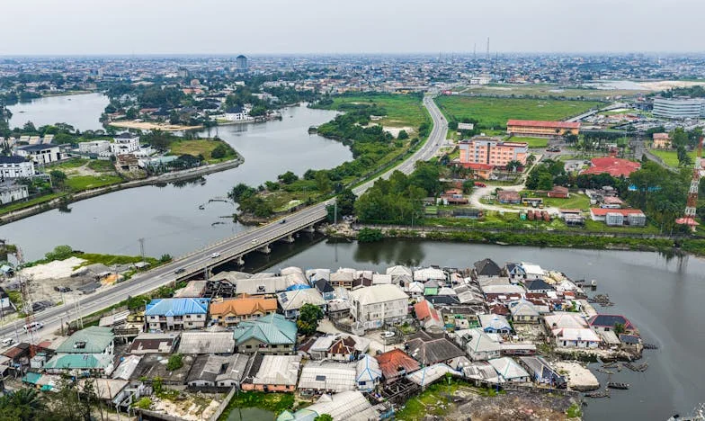 L’inconnu du bois de Fontainebleau : comment une rencontre a bouleversé ma famille et réveillé nos secrets