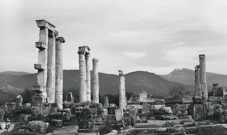 Entre amour et frontières : ma grossesse face à l’emprise de ma belle-mère