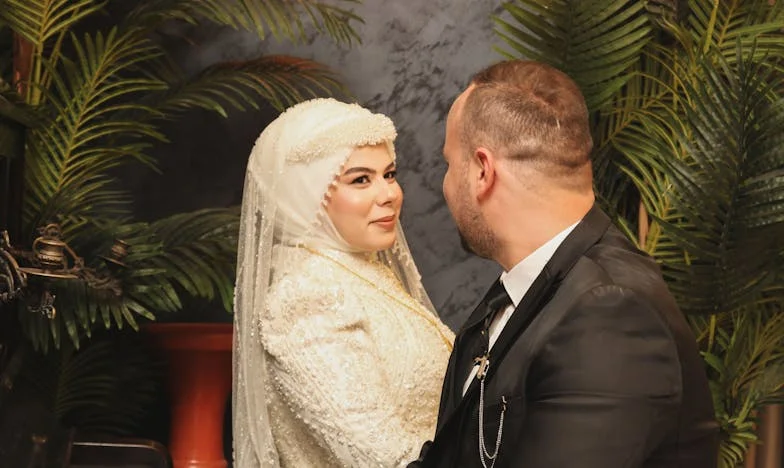 Le discours de la mariée qui a bouleversé toute la famille : La vérité derrière les tables vides