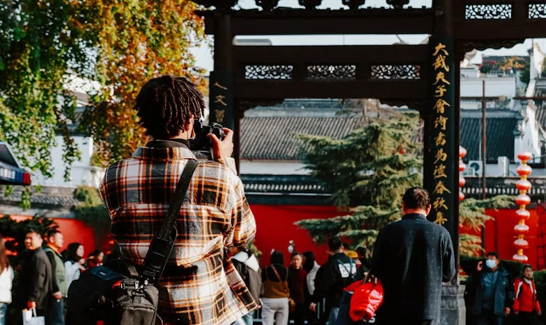 Mon fils m’a claqué la porte au nez : quand l’amour d’une mère devient un fardeau