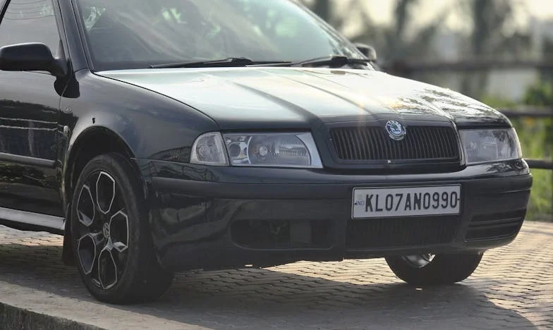 « Mon mari m’a félicitée pour mon nouveau travail… puis il m’a demandé de payer le loyer et les couches » : l’histoire d’une désillusion familiale