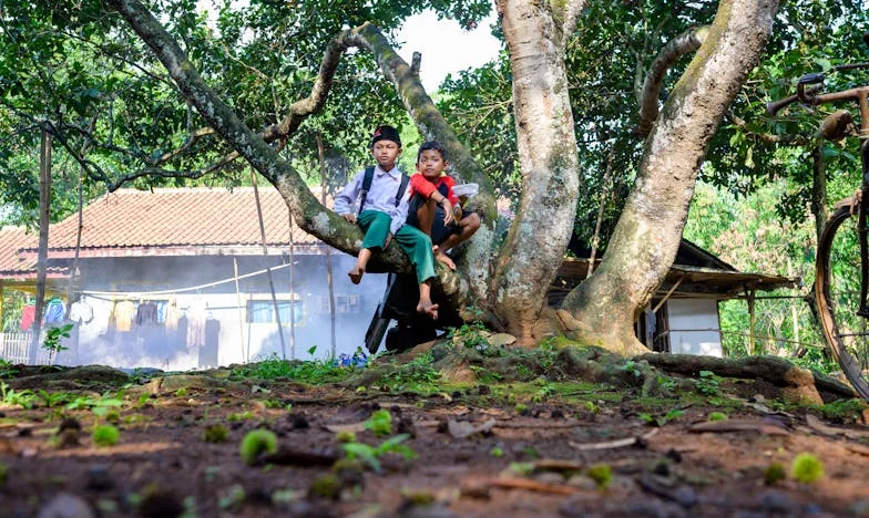 Deux ans après : Mariée à un homme divorcé, je demande le divorce – Sa fille, nos rêves et la vie dans un studio