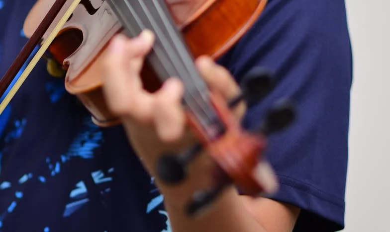 Entre les murs de l’héritage : L’histoire de Claire, rue Victor-Hugo