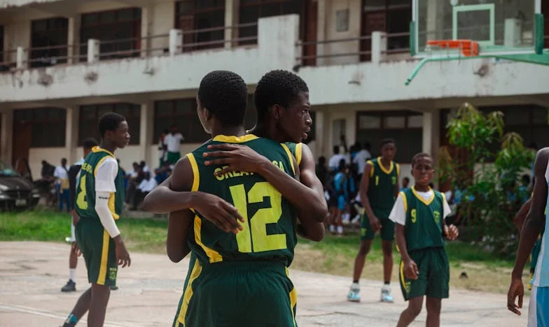 « Invitée chez moi-même : Quand l’amour se heurte aux frontières de la famille »