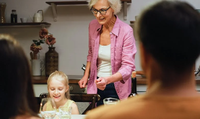 « Ma fille pensait que je deviendrais sa nounou à plein temps à la retraite… Mais j’ai envie de vivre MA vie »