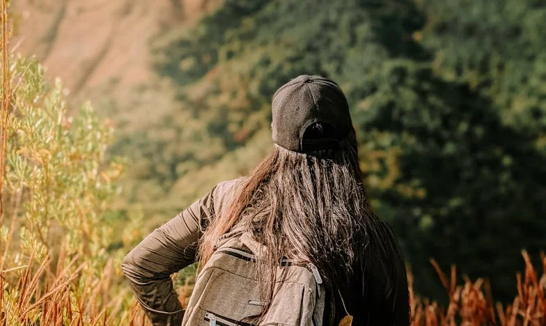 Mon beau-père a envahi notre vie : comment ses visites ont brisé mon couple