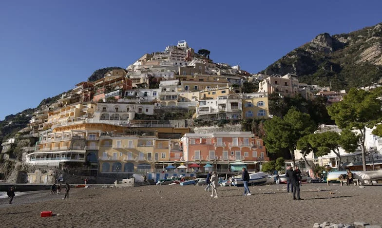 Quand l’amour d’une mère devient une question d’argent : Mon histoire de solitude et de choix douloureux