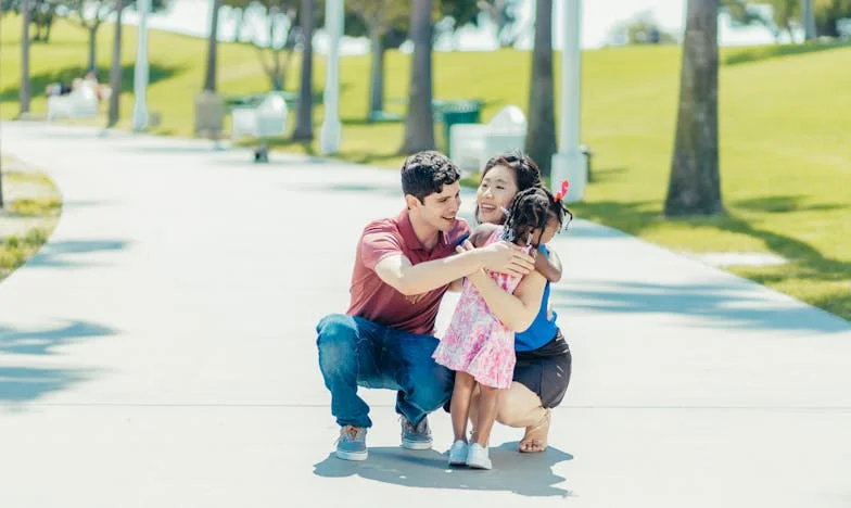 Tout le monde savait, sauf moi : Vivre entre les mensonges dans un immeuble parisien