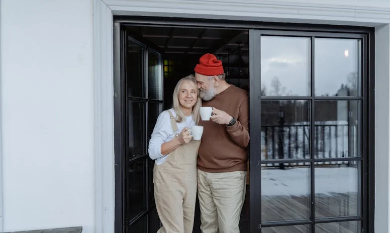 Le jour où j'ai conduit maman à la maison de retraite : son regard m'a brisé le cœur