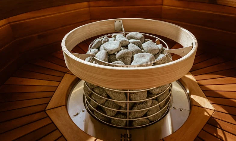 Entre quatre murs : Ma vie avec la famille de mon mari après la mort de ma belle-mère