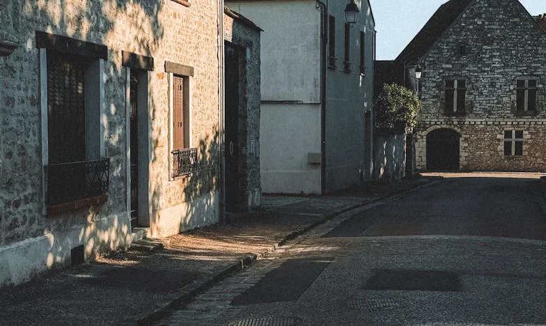 J’ai trompé mon mari et je ne le regrette pas : une confession ordinaire d’une femme française