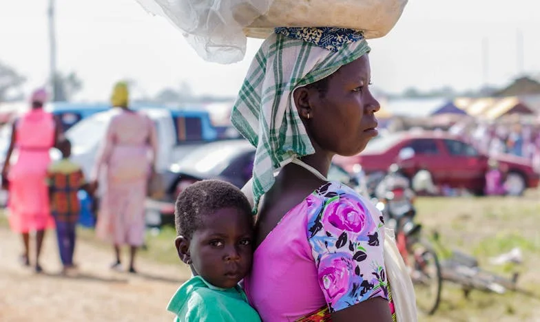 « Papa, maman a dit qu’il faut que tu partes en maison de retraite » : Histoire d’une famille, de la vieillesse et d’une vérité qui fait mal