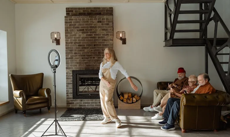 Briser le mythe de la « bonne mamie » : Mon combat pour exister enfin