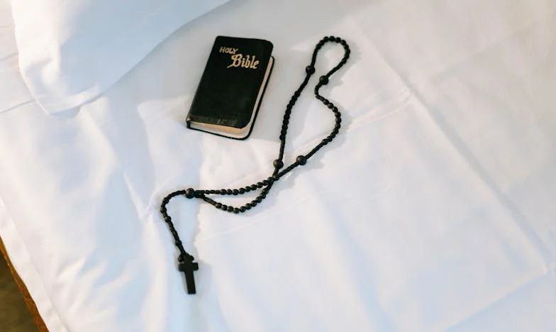 Entre Deux Foyers : Comment J'ai Tourné le Dos à Ma Famille pour Suivre Mes Rêves