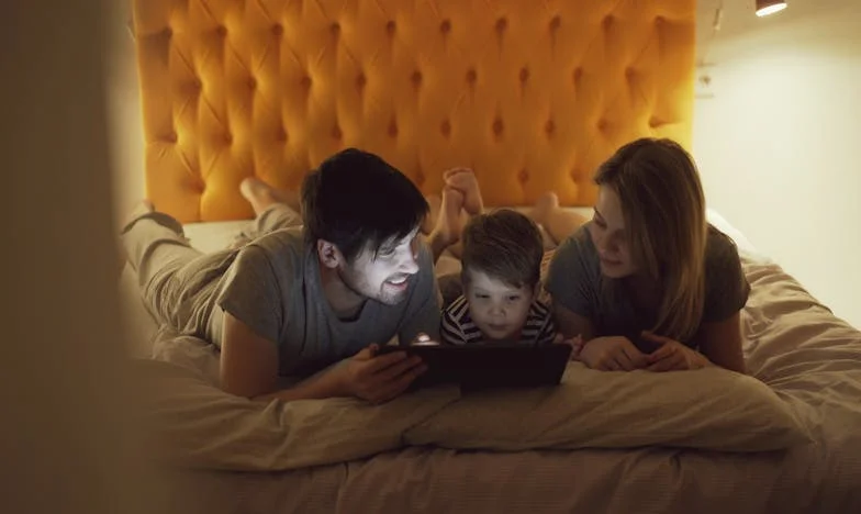 Entre le silence et le cri : Histoire d'une famille au bord de l'éclatement