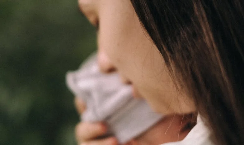 « Maman, pourquoi étais-tu dans notre appartement quand nous n’étions pas là ? » – Histoire d’une confiance brisée et d’un amour à reconstruire