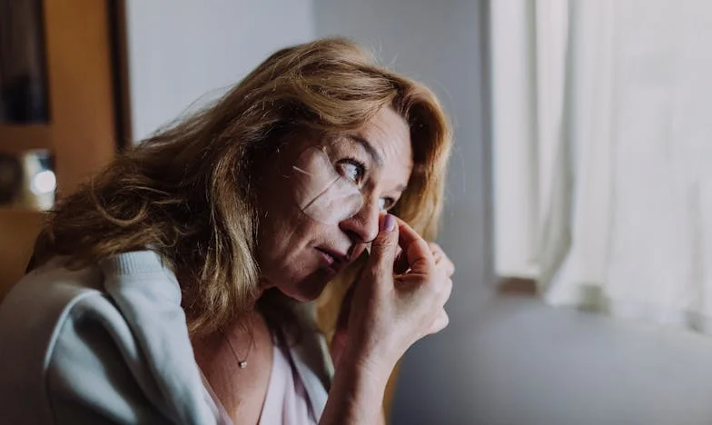 Quand l’Amour Sautait une Génération : Mon Combat contre le Favoritisme Familial