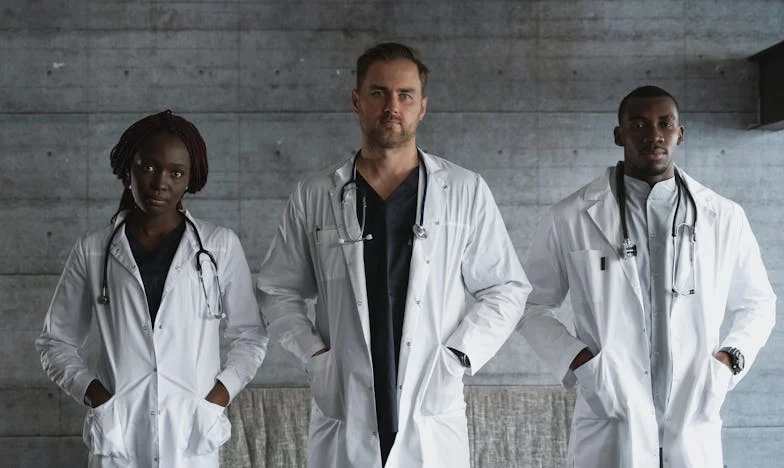 Cuando los compadres se volvieron enemigos: Mi lucha por la familia en una boda que lo cambió todo