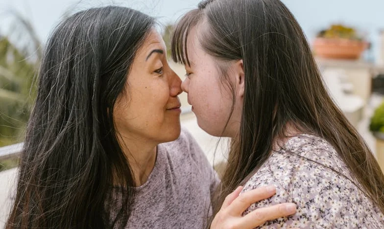 “Haz las maletas y venid a casa”: El día que mi suegra decidió invadir mi maternidad