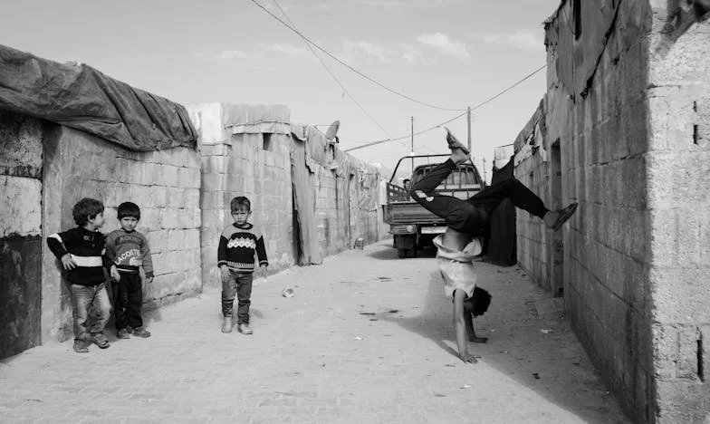 «Mamá, este año no voy a casa por Navidad…» – Una historia de soledad, esperanza y desilusiones familiares