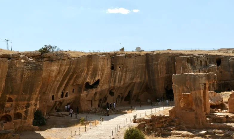 Когато любовта се разпада: Историята на една българка, която се изправи срещу предателството и намери себе си отново