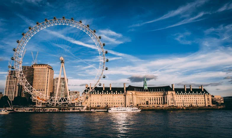 Майка ми живее в лукс, а аз броя стотинките: Защо не вижда болката ми?