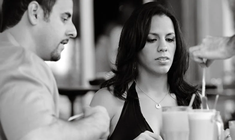 Когато дъщеря ми ме помоли да се преместя при нея за седмица: Истината, която не исках да видя