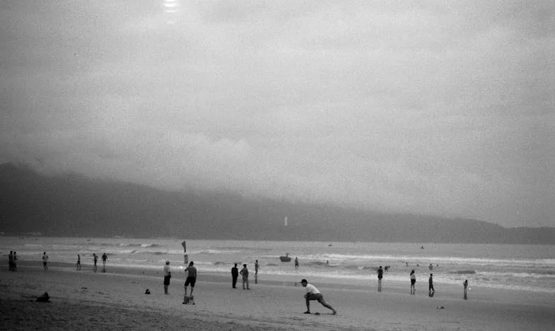 „Мамо, нали ти дадохме пари – защо децата пак останаха гладни?” – Откритието, което разби семейството ми