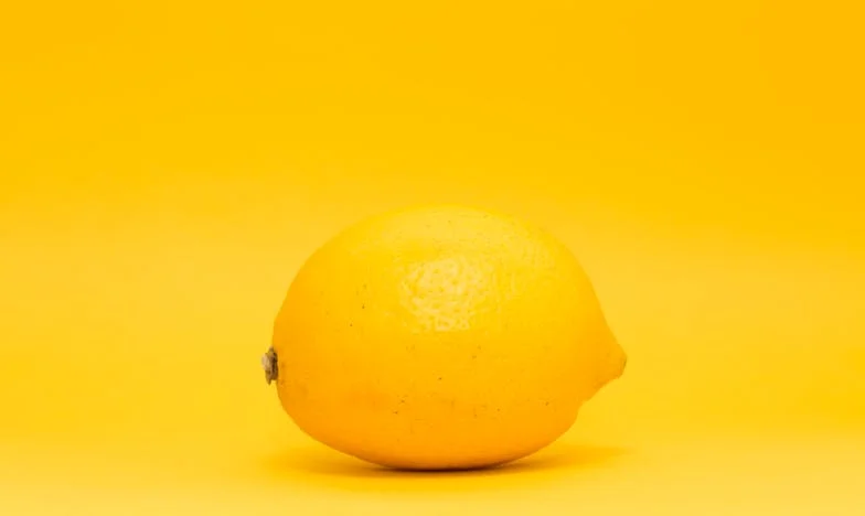 Изгонена след новината за бременността: Десет години по-късно те поискаха помощ