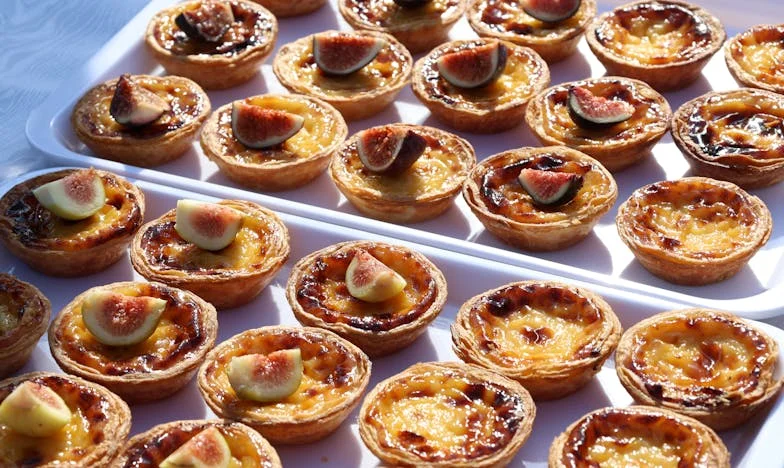 Между дълга и любовта: Историята на една по-голяма сестра