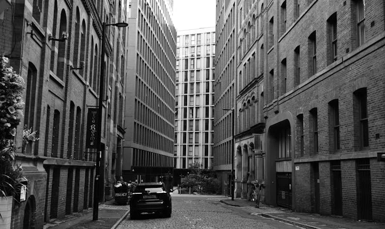 Пробуди се и ми свари кафе: Как братът на мъжа ми разруши нашия дом