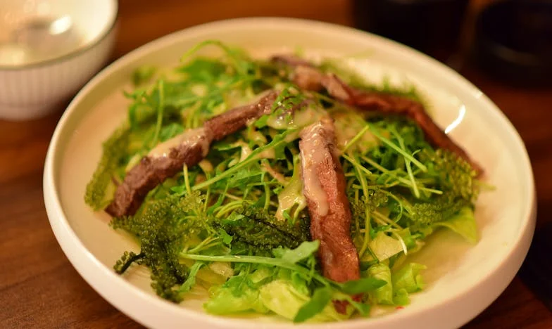 Защо има кренвирши, а не кюфтета? – Историята на едно семейство след като децата напуснат дома